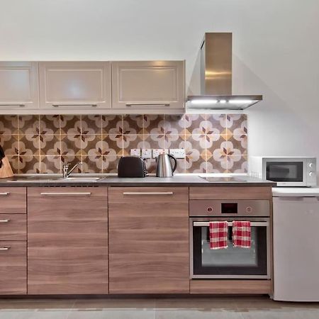 Vallettastay Old Lodge Apartment 2 Екстериор снимка