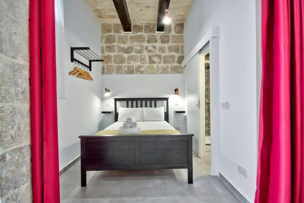 Vallettastay Old Lodge Apartment 2 Екстериор снимка